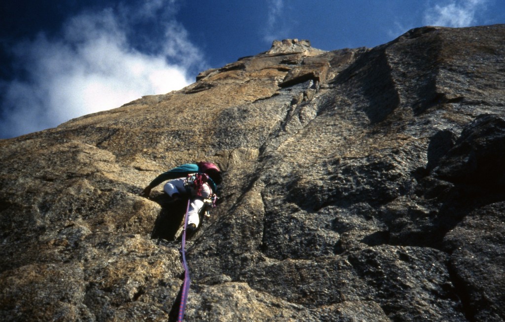 Marco Passaleva in arrampicata sul Pilastro Bonatti al Dru (foto: archivio C. Barbolini)