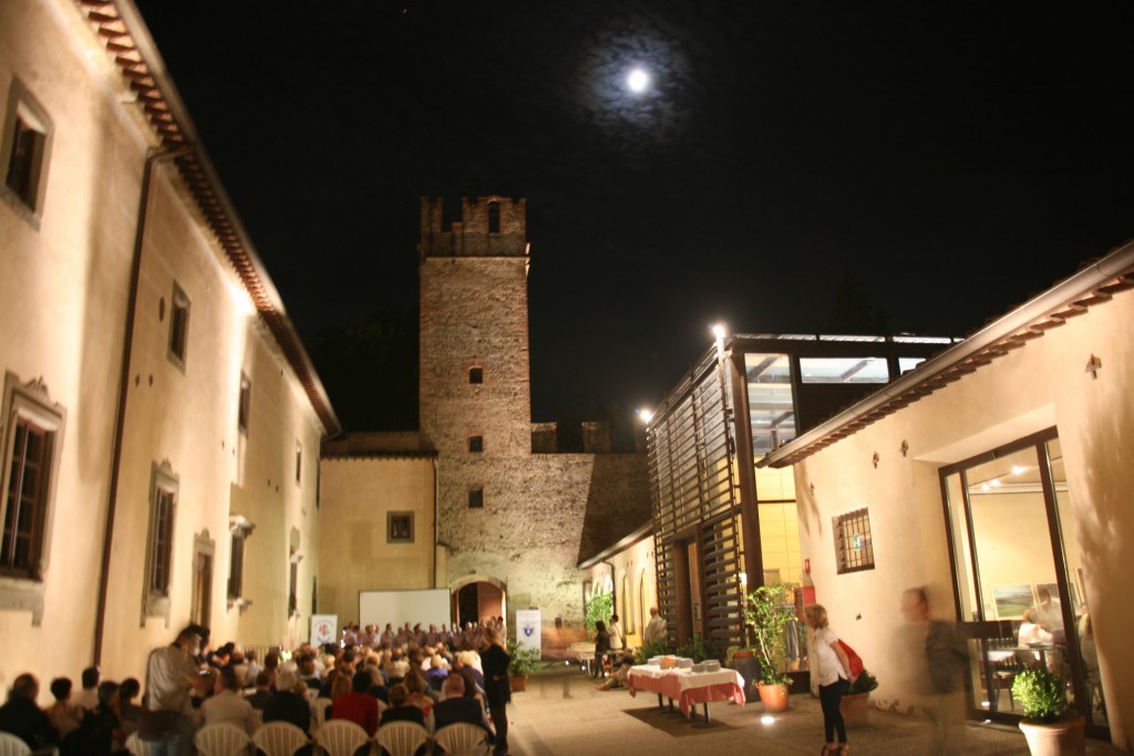 Castello dell'Acciaiolo interno (foto P.Mazzoni)
